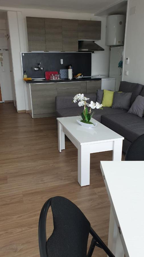 Les Pieds Dans L' Eau Apartment Empuriabrava Ngoại thất bức ảnh