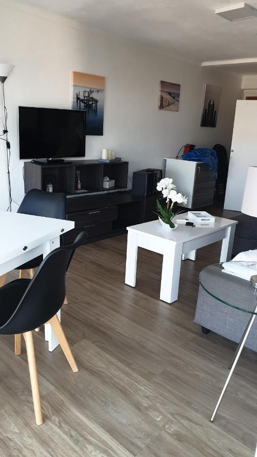 Les Pieds Dans L' Eau Apartment Empuriabrava Ngoại thất bức ảnh