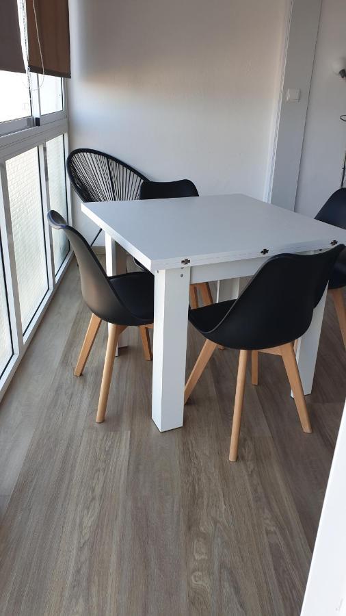 Les Pieds Dans L' Eau Apartment Empuriabrava Ngoại thất bức ảnh
